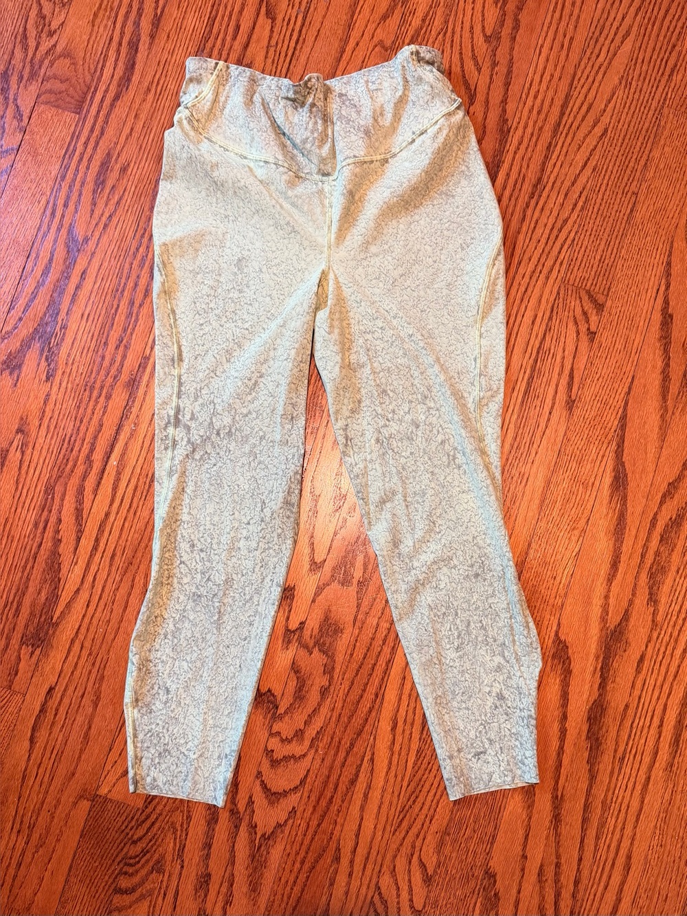 Lululemon Base Pace High-Rise Leggings - Size 12 - Picture 4 of 10
